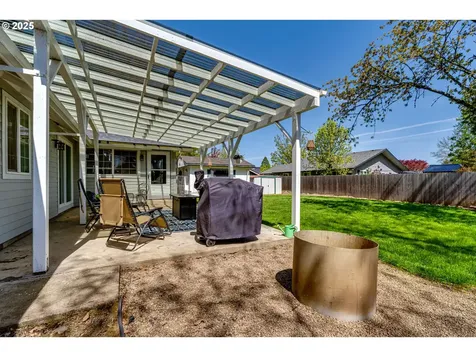 3689 Byron Street Eugene OR 97404
