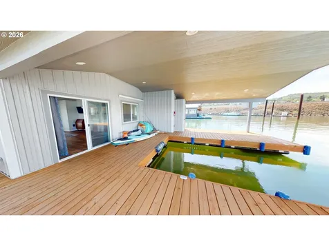 101 N Boat Basin Road The Dalles OR 97058