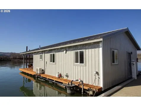 101 N Boat Basin Road The Dalles OR 97058