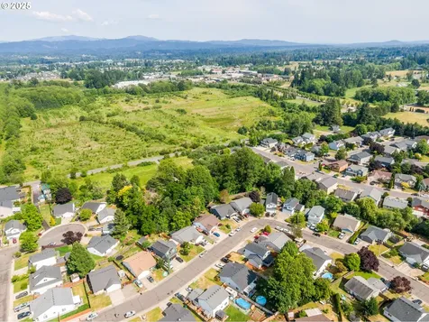 900 SW 22nd Avenue Battle Ground WA 98604