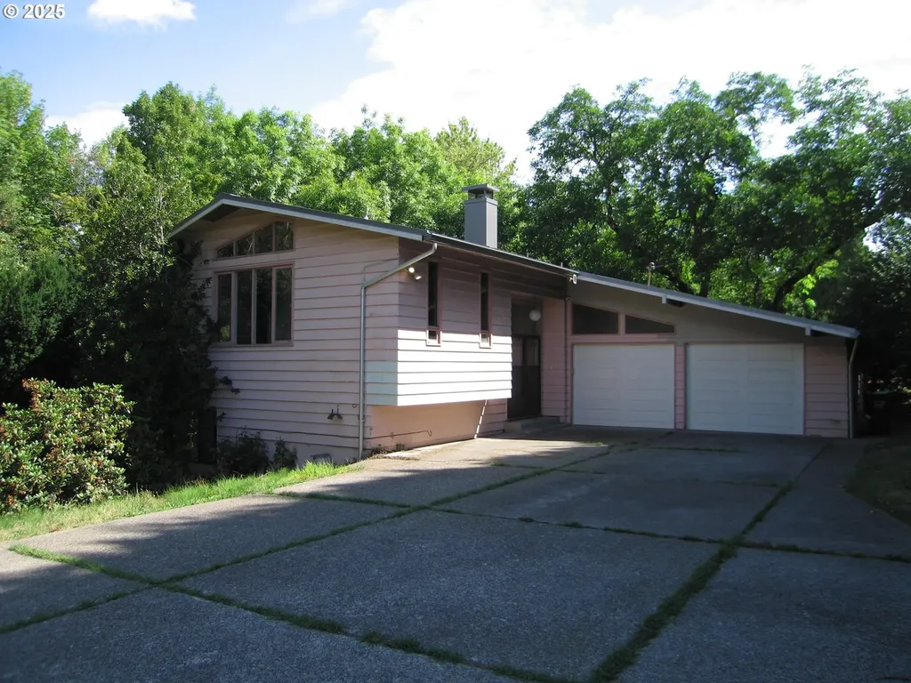 18795 SW Vista Street Beaverton OR 97003