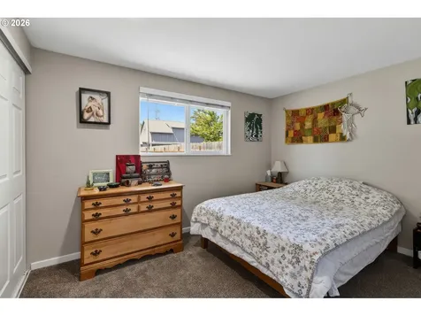 1758 Rainbow Drive Springfield OR 97477