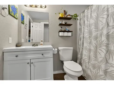 1758 Rainbow Drive Springfield OR 97477