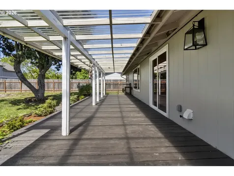 1758 Rainbow Drive Springfield OR 97477