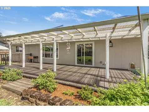 1758 Rainbow Drive Springfield OR 97477