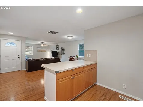 10014 NE 76th Circle Vancouver WA 98662