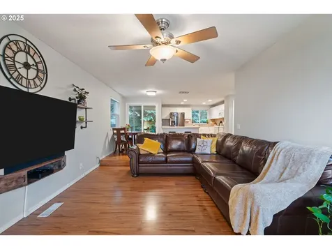 10014 NE 76th Circle Vancouver WA 98662