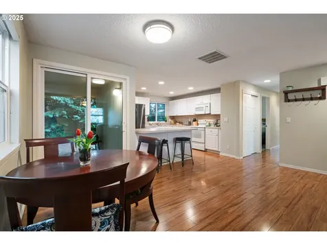 10014 NE 76th Circle Vancouver WA 98662