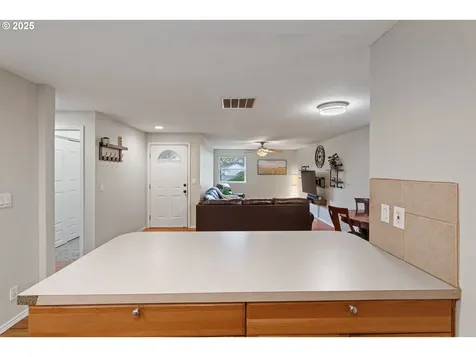 10014 NE 76th Circle Vancouver WA 98662