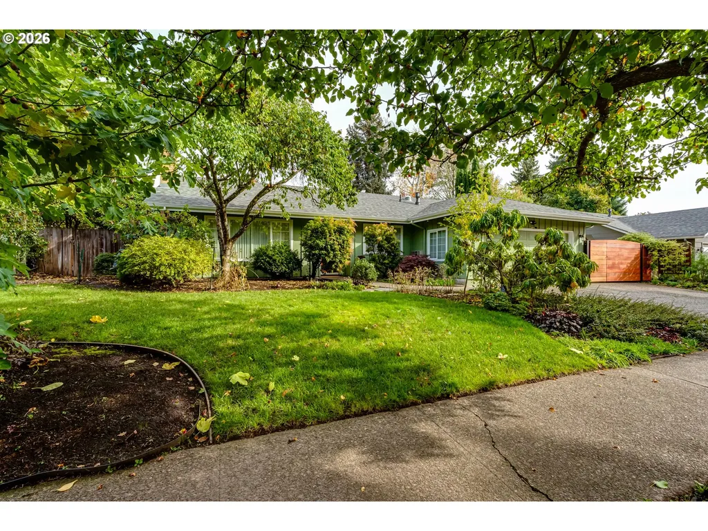 555 Stonegate Street Eugene OR 97401