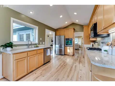555 Stonegate Street Eugene OR 97401