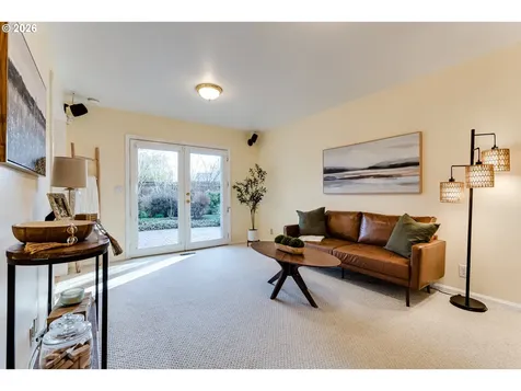 555 Stonegate Street Eugene OR 97401