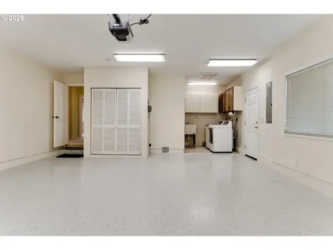 555 Stonegate Street Eugene OR 97401