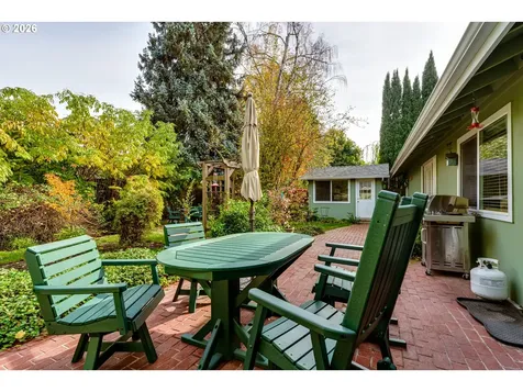 555 Stonegate Street Eugene OR 97401