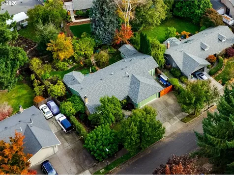 555 Stonegate Street Eugene OR 97401