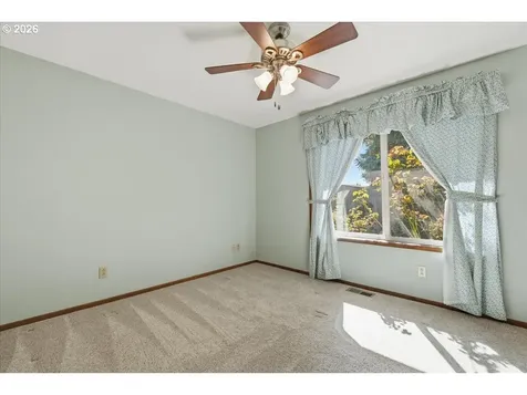 2559 S Dogwood Terrace Cornelius OR 97113