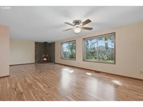 2559 S Dogwood Terrace Cornelius OR 97113