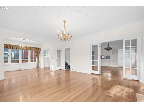 3845 SE Ankeny Street Portland OR 97214