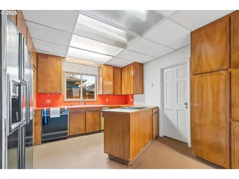 3845 SE Ankeny Street Portland OR 97214
