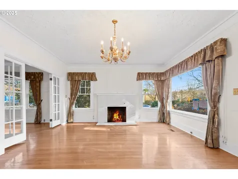3845 SE Ankeny Street Portland OR 97214