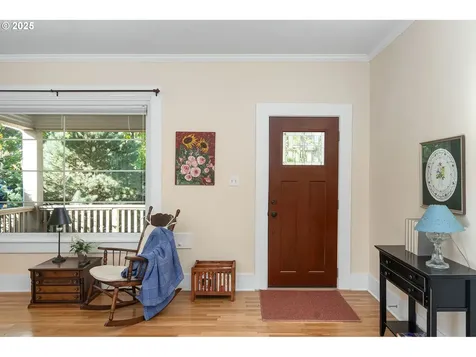 6204 SE 19th Avenue Portland OR 97202