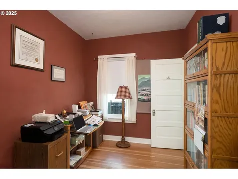6204 SE 19th Avenue Portland OR 97202