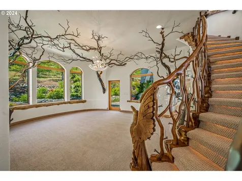 2700 N Valley View Road Ashland OR 97520