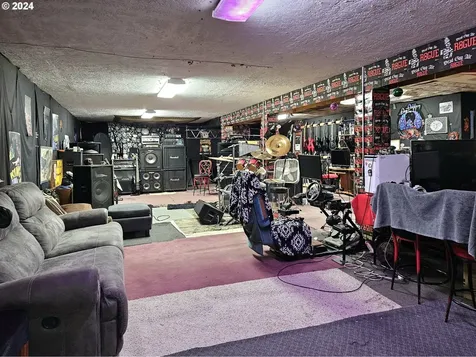 601 Chetco Avenue Brookings OR 97415