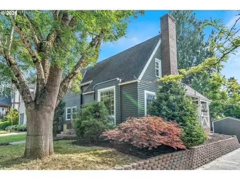 532 SE Peacock Lane Portland OR 97214