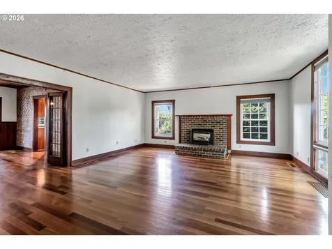 532 SE Peacock Lane Portland OR 97214