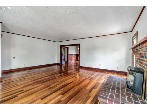 532 SE Peacock Lane Portland OR 97214