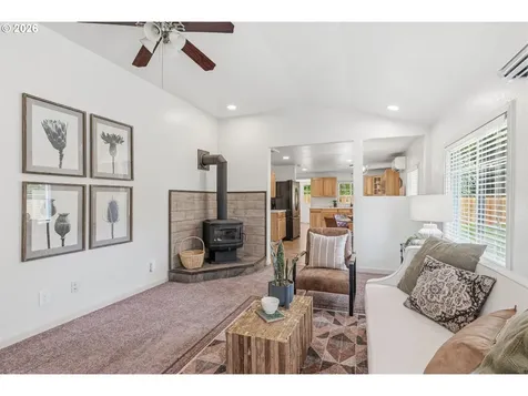 657 NW 10th Avenue Camas WA 98607