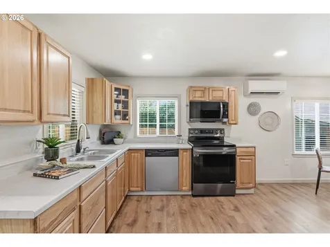 657 NW 10th Avenue Camas WA 98607