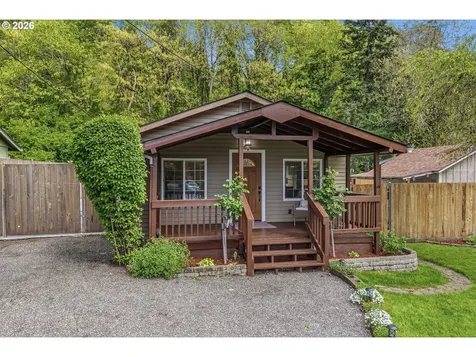 657 NW 10th Avenue Camas WA 98607