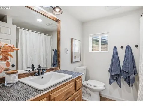 657 NW 10th Avenue Camas WA 98607
