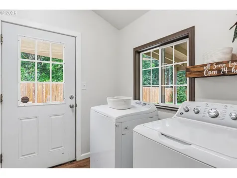 657 NW 10th Avenue Camas WA 98607