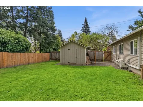 657 NW 10th Avenue Camas WA 98607