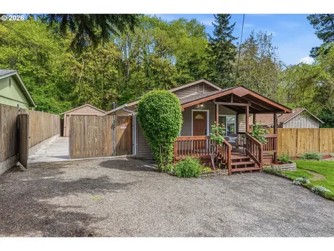 657 NW 10th Avenue Camas WA 98607