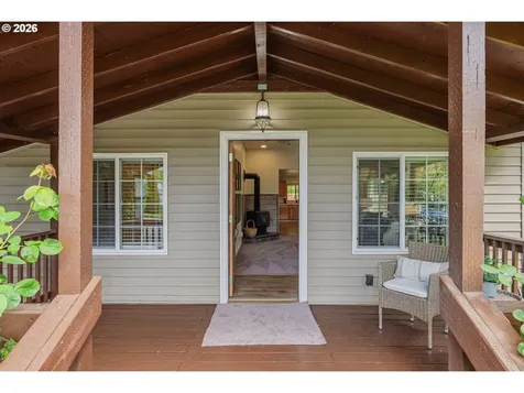 657 NW 10th Avenue Camas WA 98607