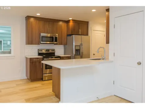 517 Cameo Drive Hood River OR 97031