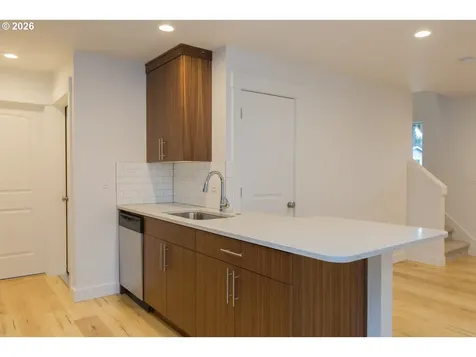 517 Cameo Drive Hood River OR 97031