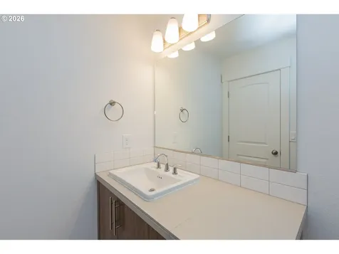 517 Cameo Drive Hood River OR 97031