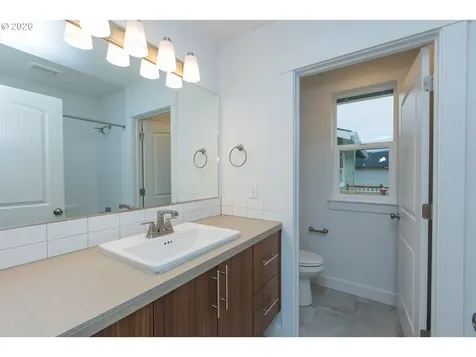 517 Cameo Drive Hood River OR 97031