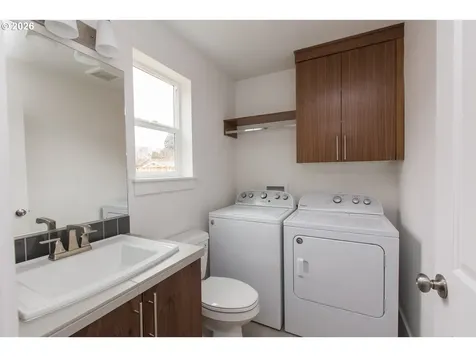 517 Cameo Drive Hood River OR 97031