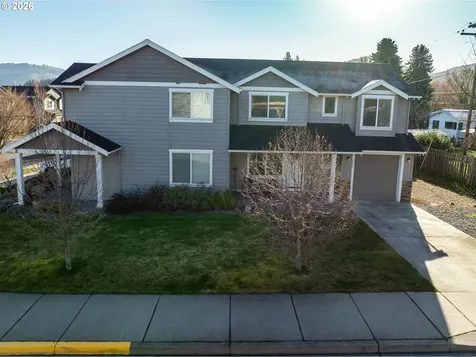 517 Cameo Drive Hood River OR 97031