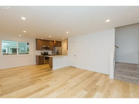 517 Cameo Drive Hood River OR 97031