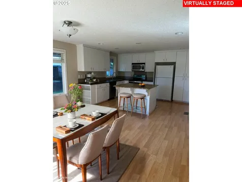 9905 NE Tanglewood Drive Vancouver WA 98664