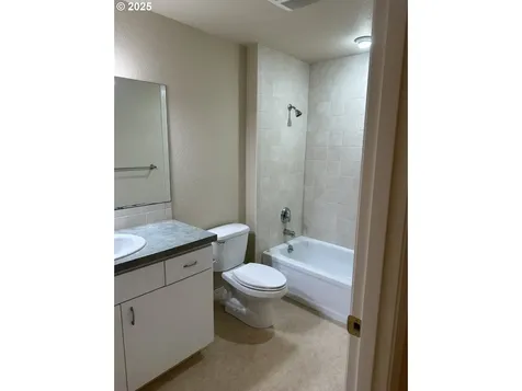 9905 NE Tanglewood Drive Vancouver WA 98664