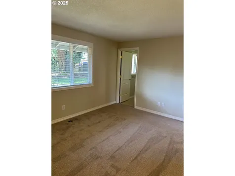 9905 NE Tanglewood Drive Vancouver WA 98664