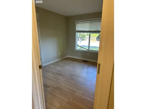 9905 NE Tanglewood Drive Vancouver WA 98664